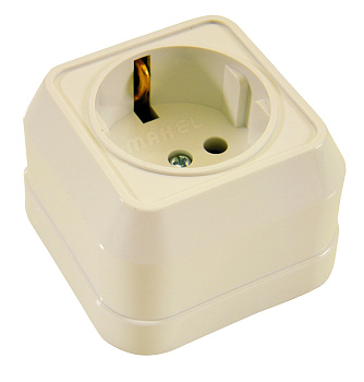 Розетка одинарная накладная с заземлением MAKEL крем в Хабаровске