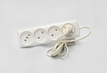 Удлинитель ЭКОНОМ Р16-009 6А 4 гн ШВВП 2х0,75 (5м) в Хабаровске