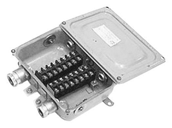 Коробка распределительная КЗНС 16 263х225 мм с крышкой IP65 в Хабаровске
