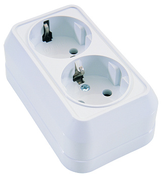 Розетка двойная накладная с заземлением MAKEL белая в Хабаровске