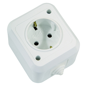 Розетка одинарная накладная с заземлением IP44 MAKEL белая в Хабаровске