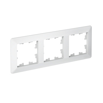 Рамка тройная AtlasDesign AIR SE ЛОТОС/дымчатая белая в Хабаровске