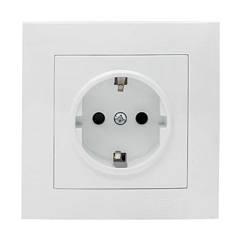 Розетка одинарная с заземлением со шторками Валенсия EKF белая в Хабаровске