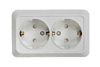 Розетка двойная с заземлением со шторкой BOLLETO белая накладная 7128х IN HOME в Хабаровске